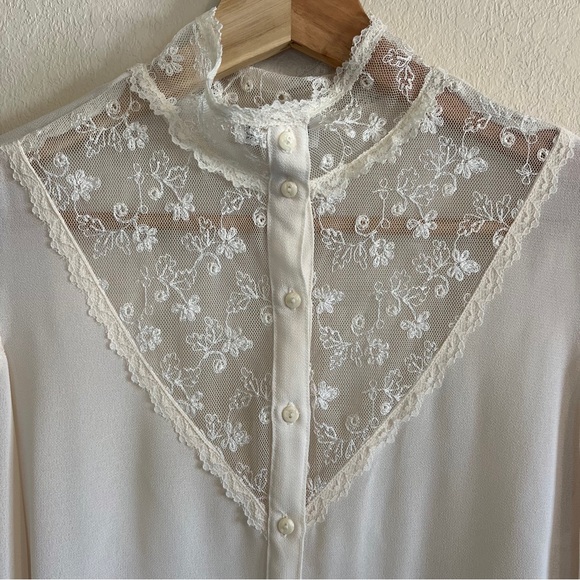 Vintage 70’s Prairie Button Up Blouse - Picture 3 of 11